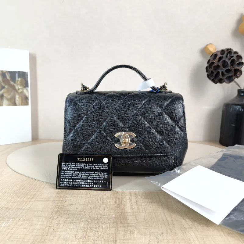 Chanel Crossbody Bag affinity Messenger Bag Black Grained Calfskin Small 19 × 7 × 14 cm 31 — cover view 5 of 6