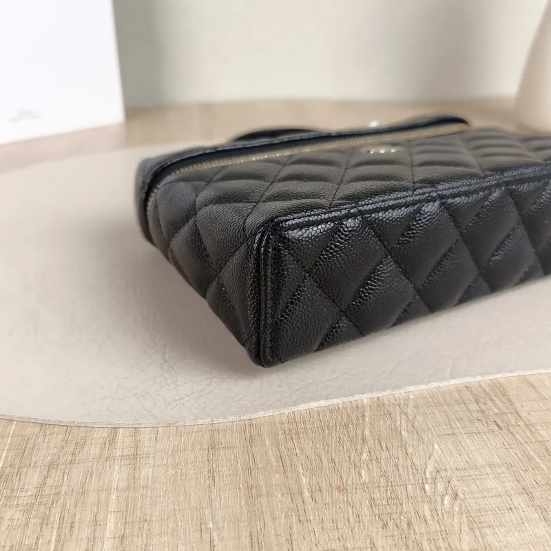 Chanel Crossbody Bag lp Box Bag Top Handle Crossbody Bag Black Grained Calfskin 19.5 × 5 × 12 cm — detail view 6 of 11