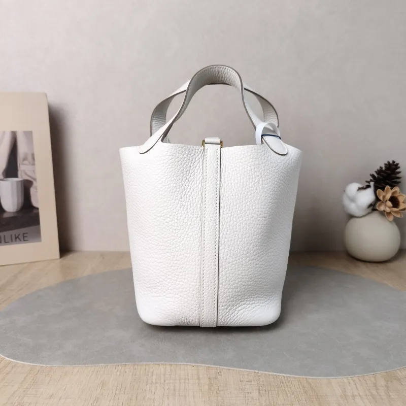 Hermès Top Handle Bag Picotin Lock 18 18 M4 Taurillon Clemence TC Calfskin Small 18 × 13 × 18 cm W — cover view 5 of 6