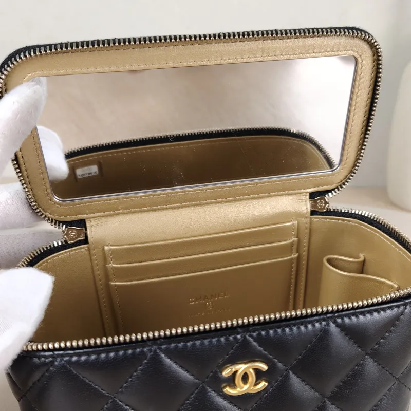 Chanel Crossbody Bag Edition Box Bag Cosmetic Bag Black Lambskin 17 × 8 × 9.5 cm — detail view 6 of 14