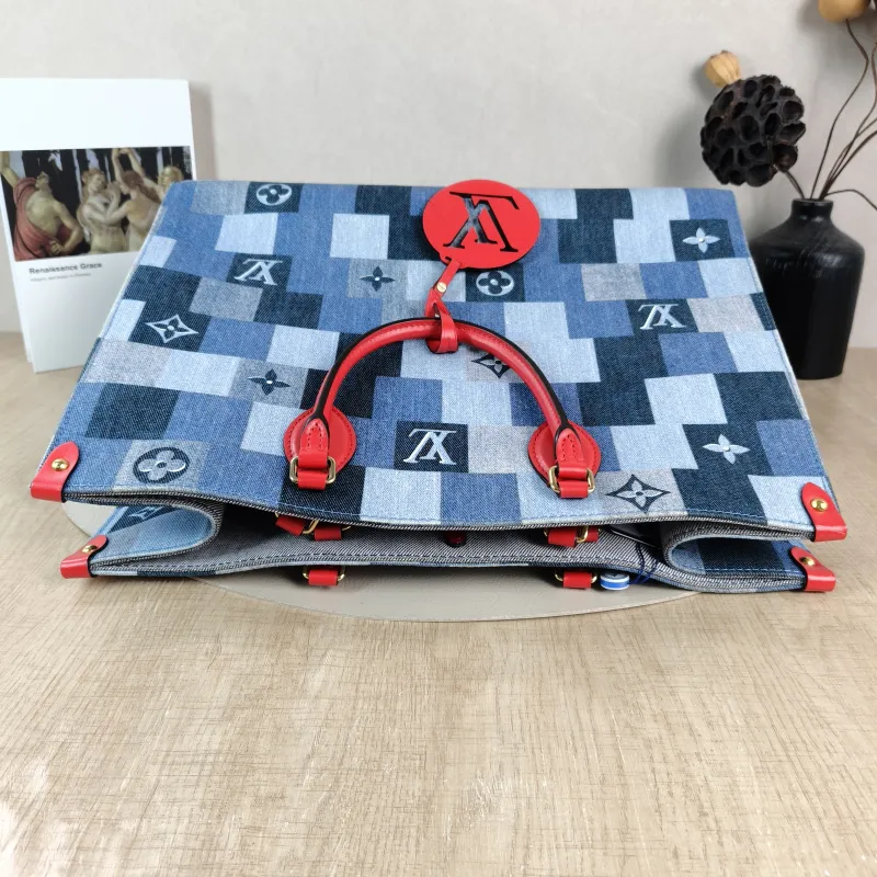 Louis Vuitton Top Handle Bag Onthego Large Blue Red Large 41 × 19 × 34 cm — detail view 6 of 10