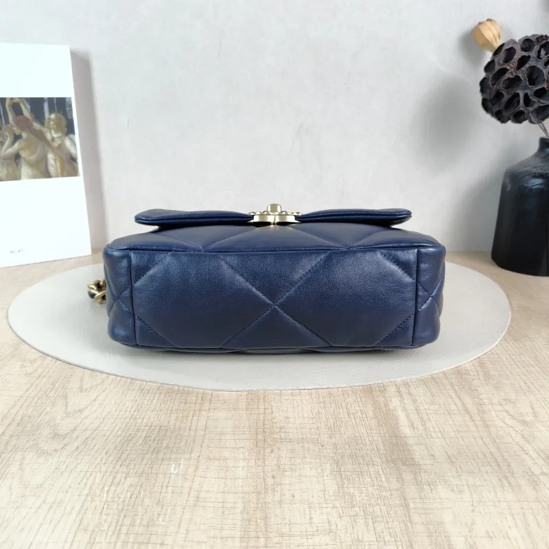 Chanel Crossbody Bag 19Bag Blue Calfskin Small 26 × 9 × 16 cm 30 — cover view 2 of 6