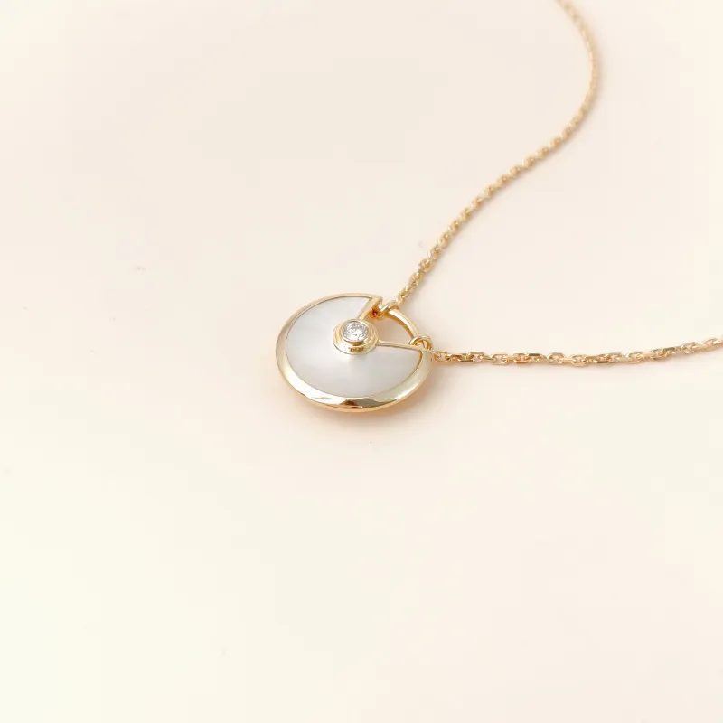 CARTIER Necklace Amulette de Necklace Pearl · White Mother-of-Pearl 18KY ellow Gold Small 41cm — cover view 4 of 10