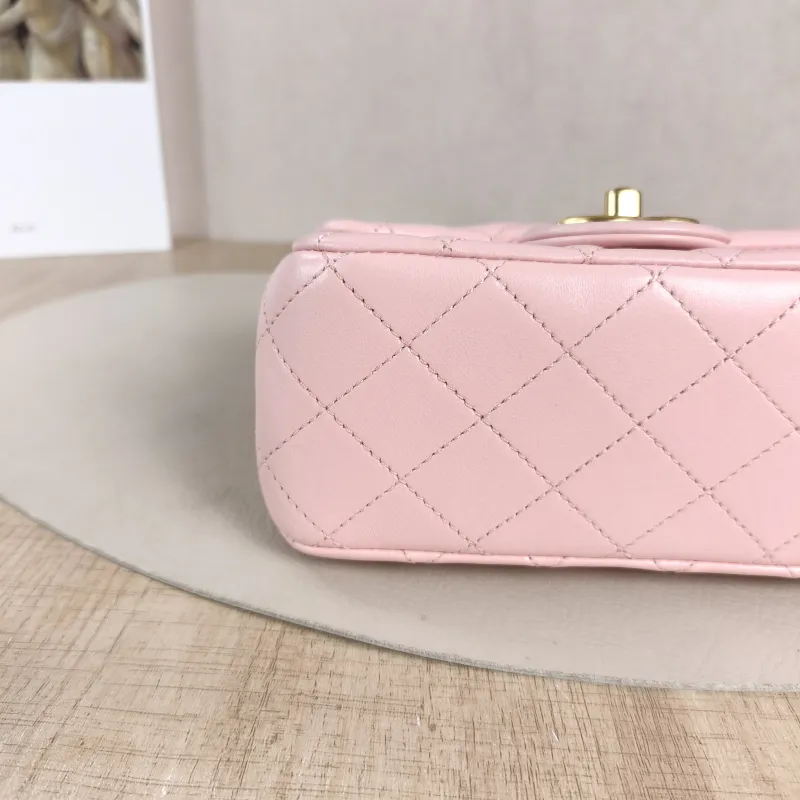 Chanel Crossbody Bag 25b c Pink Lambskin Mini 17 × 8 × 13.5 cm — detail view 7 of 12