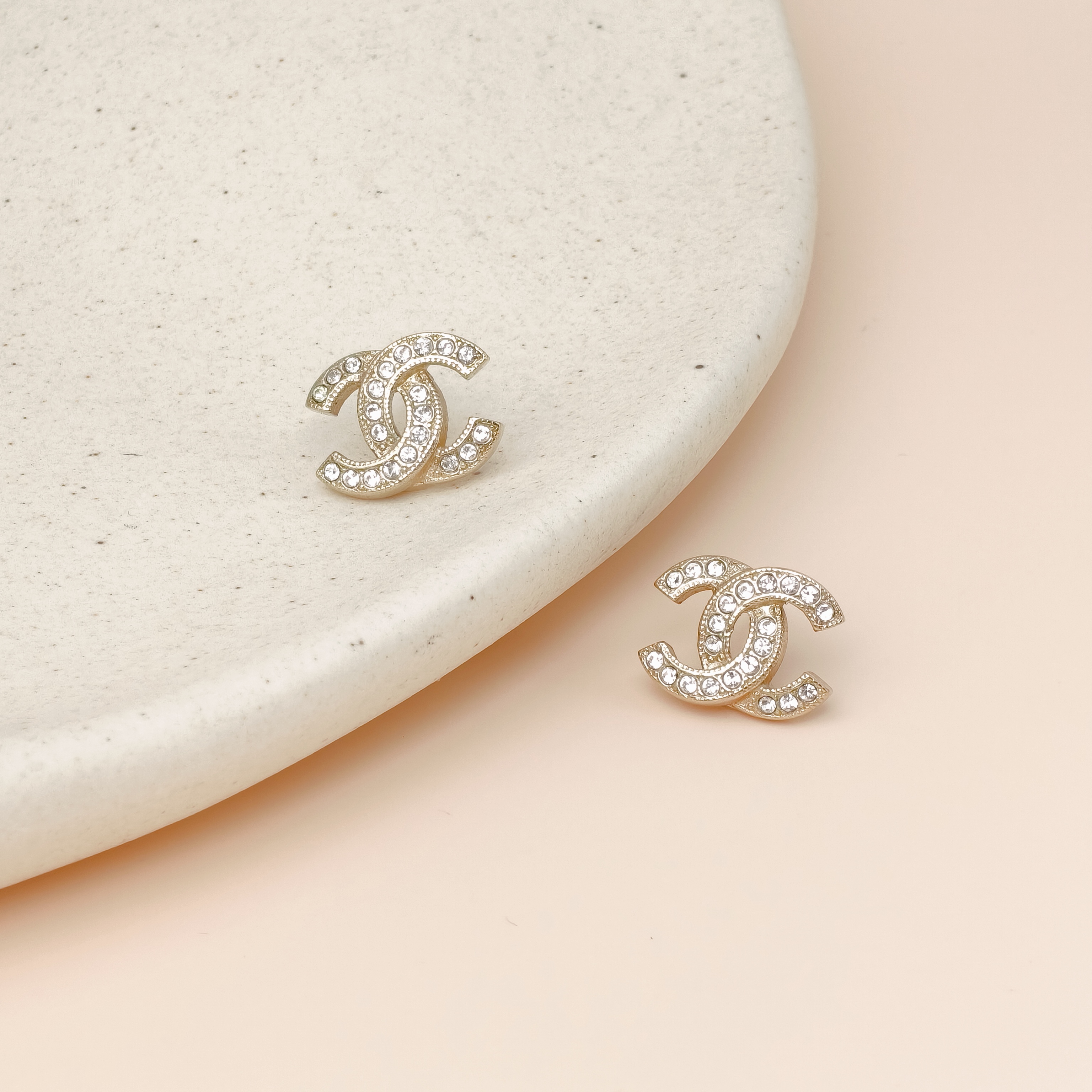 Chanel Earrings c Earrings Gold One Size — cover view 4 of 9