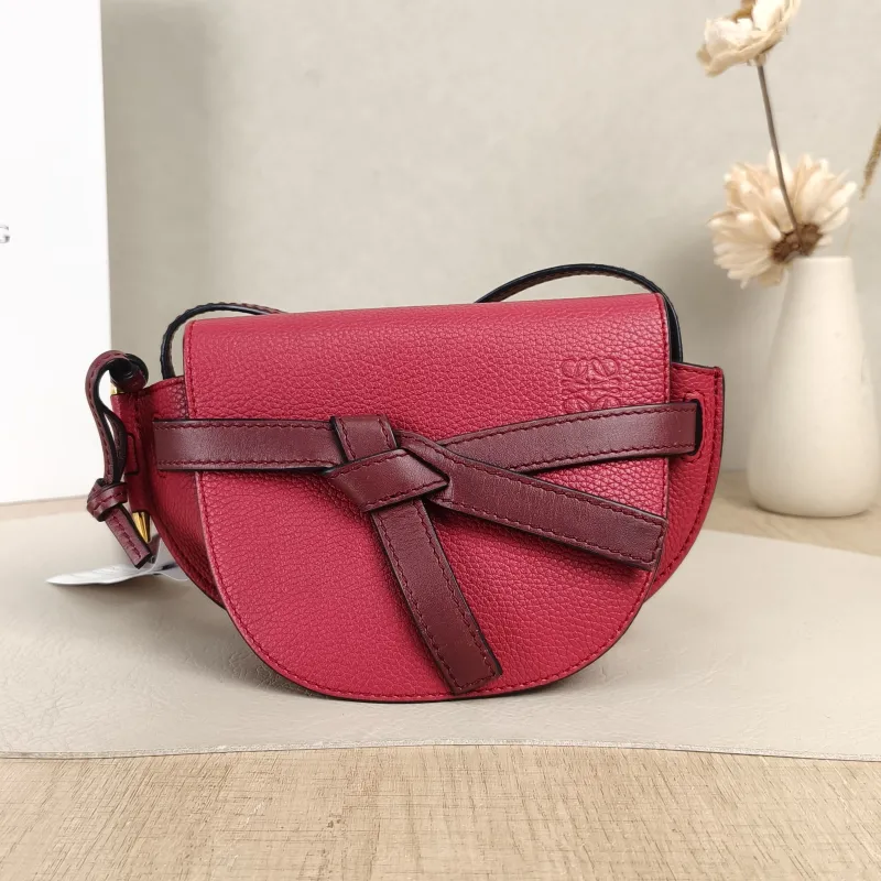 LOEWE Crossbody Bag Gate Calfskinmini15 × 8 × 12.5 cm