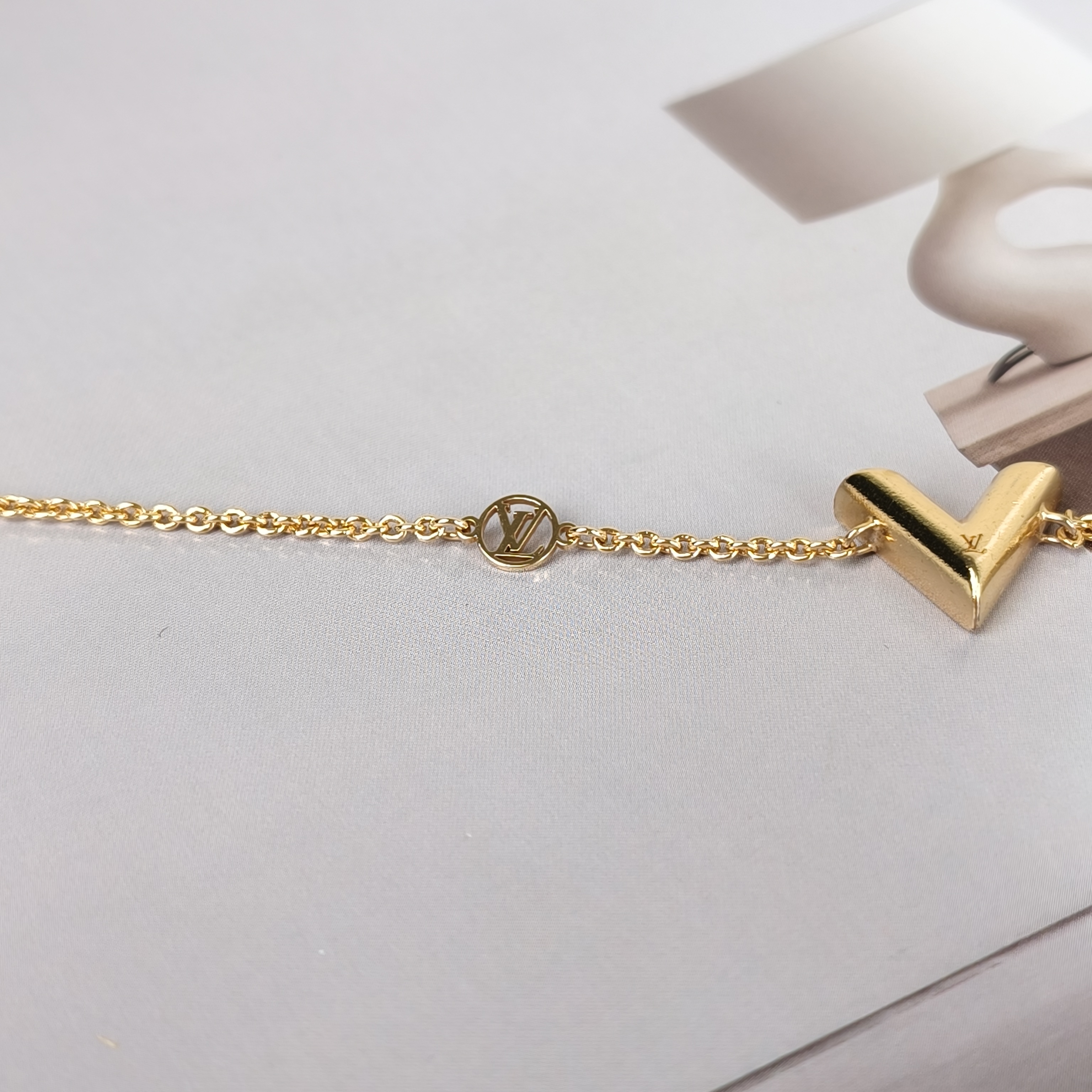 Louis Vuitton Bracelet Bracelet Gold 19㎝ — cover view 3 of 8