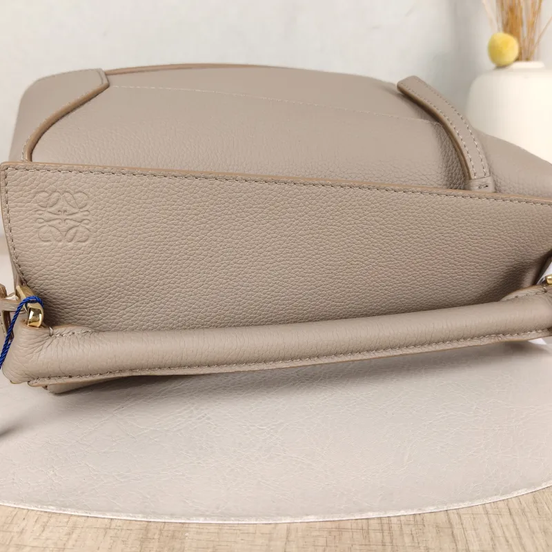 LOEWE Crossbody Bag Puzzle CC alfskin Small 24 × 10.5 × 16.5 cm — detail view 13 of 13
