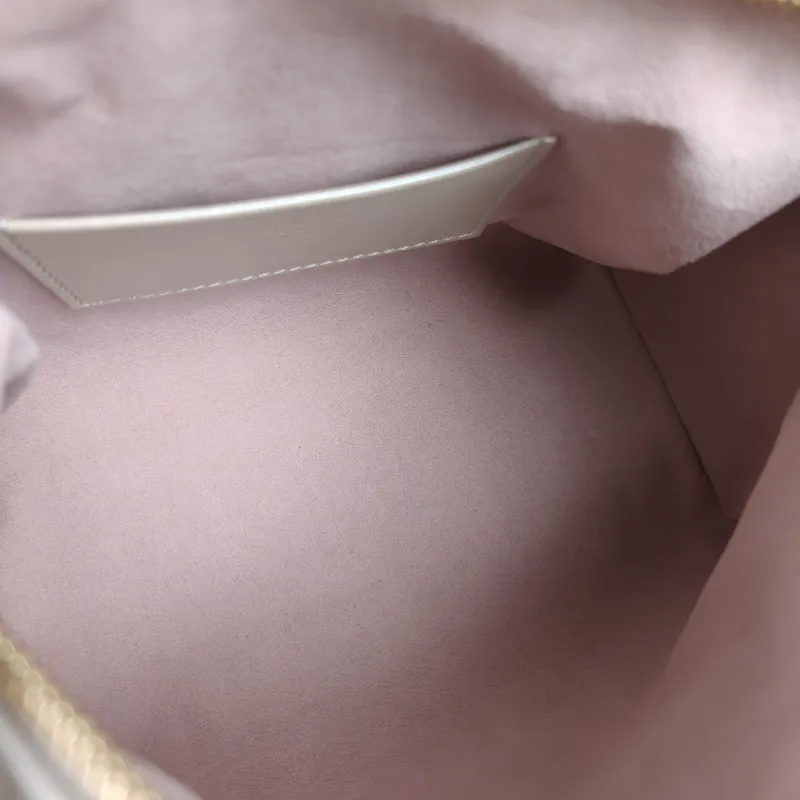 Louis Vuitton Top Handle Bag Speedy 22 Edition Grey Calfskin One Size 22 × 15.5 × 12 cm — detail view 6 of 9
