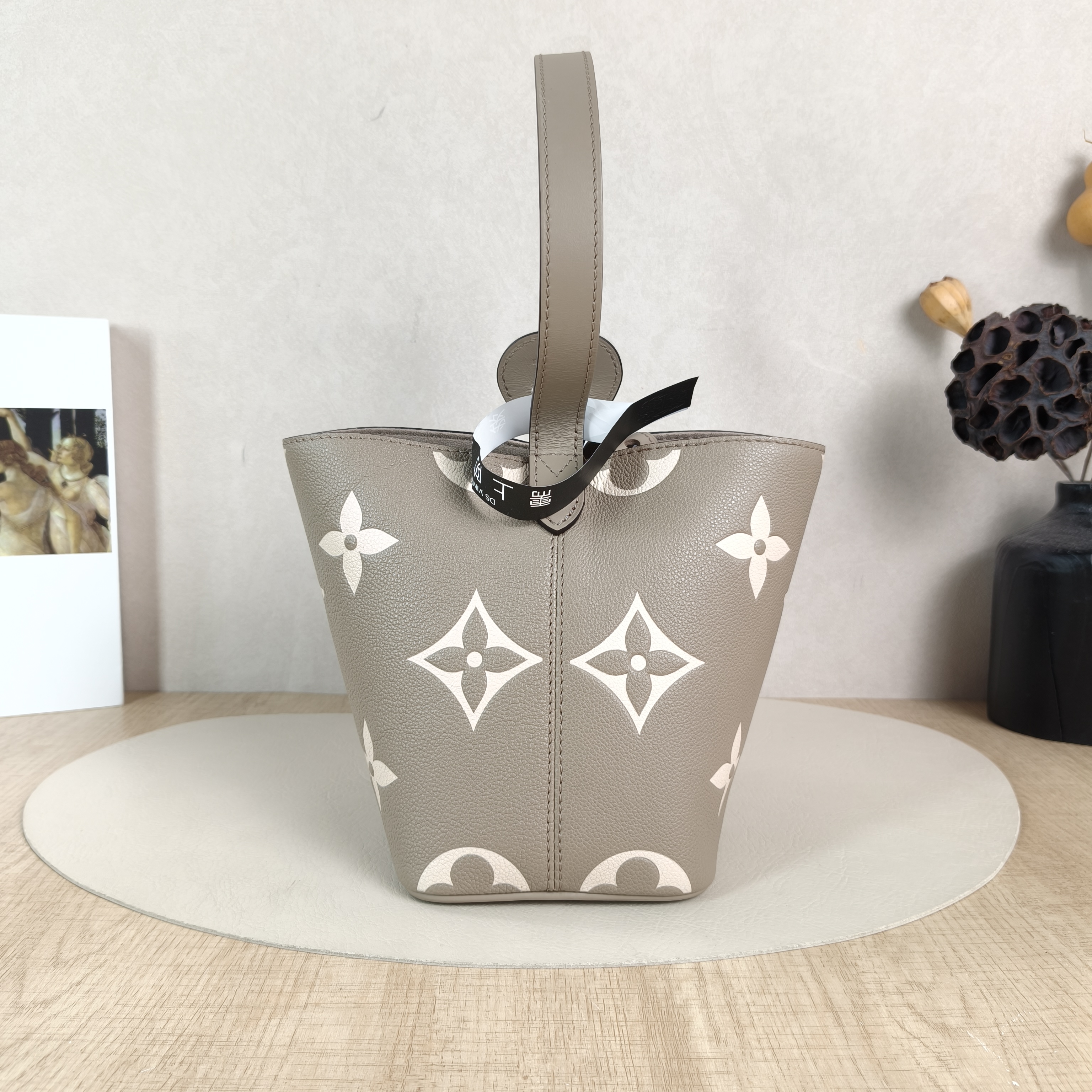 Louis Vuitton Top Handle Bag ALL IN BB · White Empreinte Embossed Calfskin BB16 × 12 × 18 cm — cover view 4 of 6