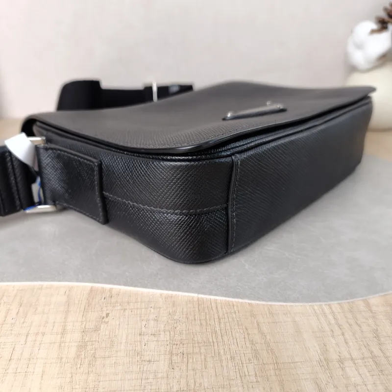 PRADA Shoulder Bag Soft Lux Messenger Bag Black Calfskin One Size 24 × 6 × 18 cm — detail view 10 of 11