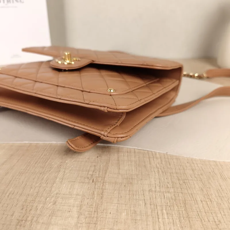 Chanel Backpack Backpack Brown Lambskin One Size23 × 6 × 18 cm — detail view 9 of 14
