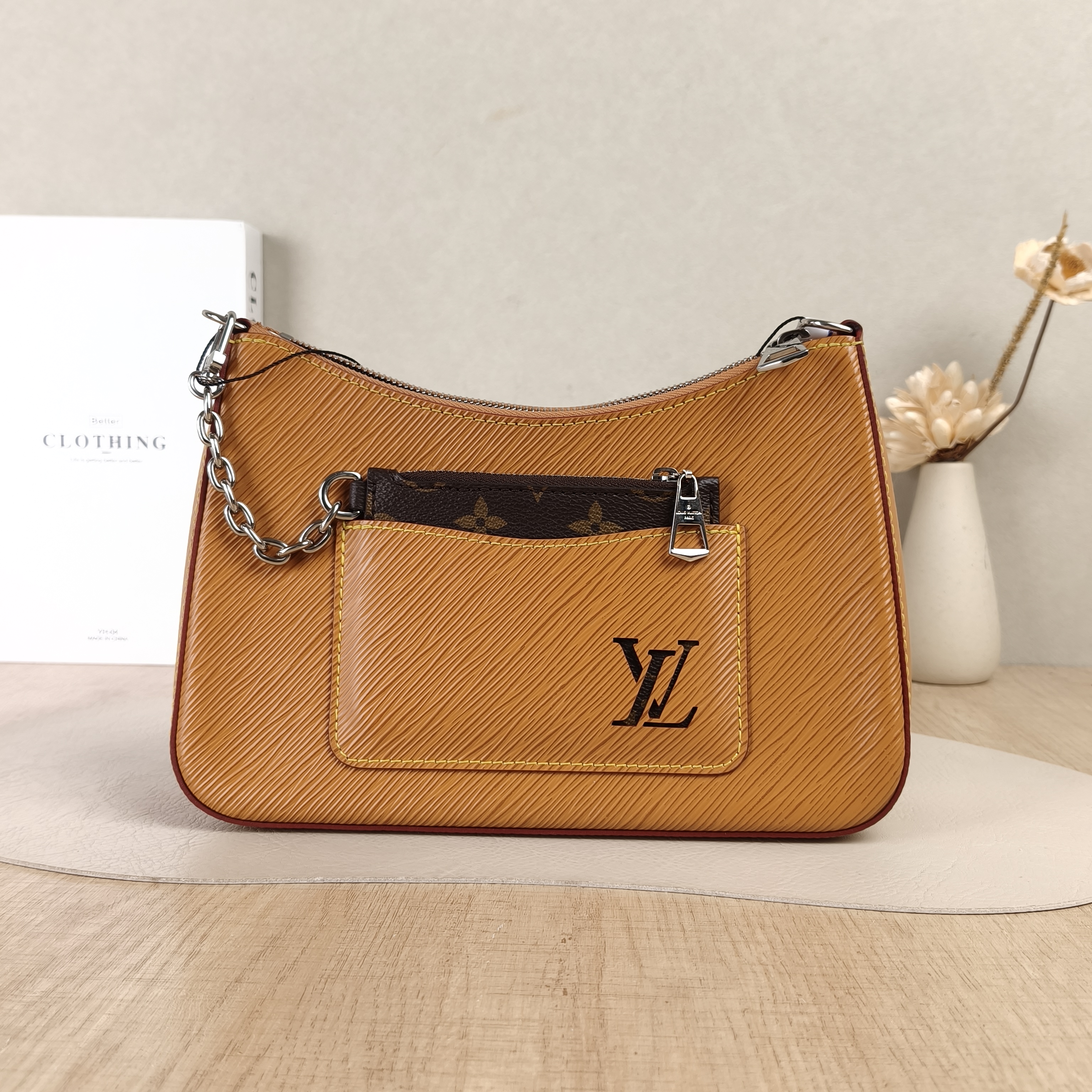 Louis Vuitton Crossbody Bag MARELLE Epi Embossed Calfskin Small25 × 8 × 15 cm