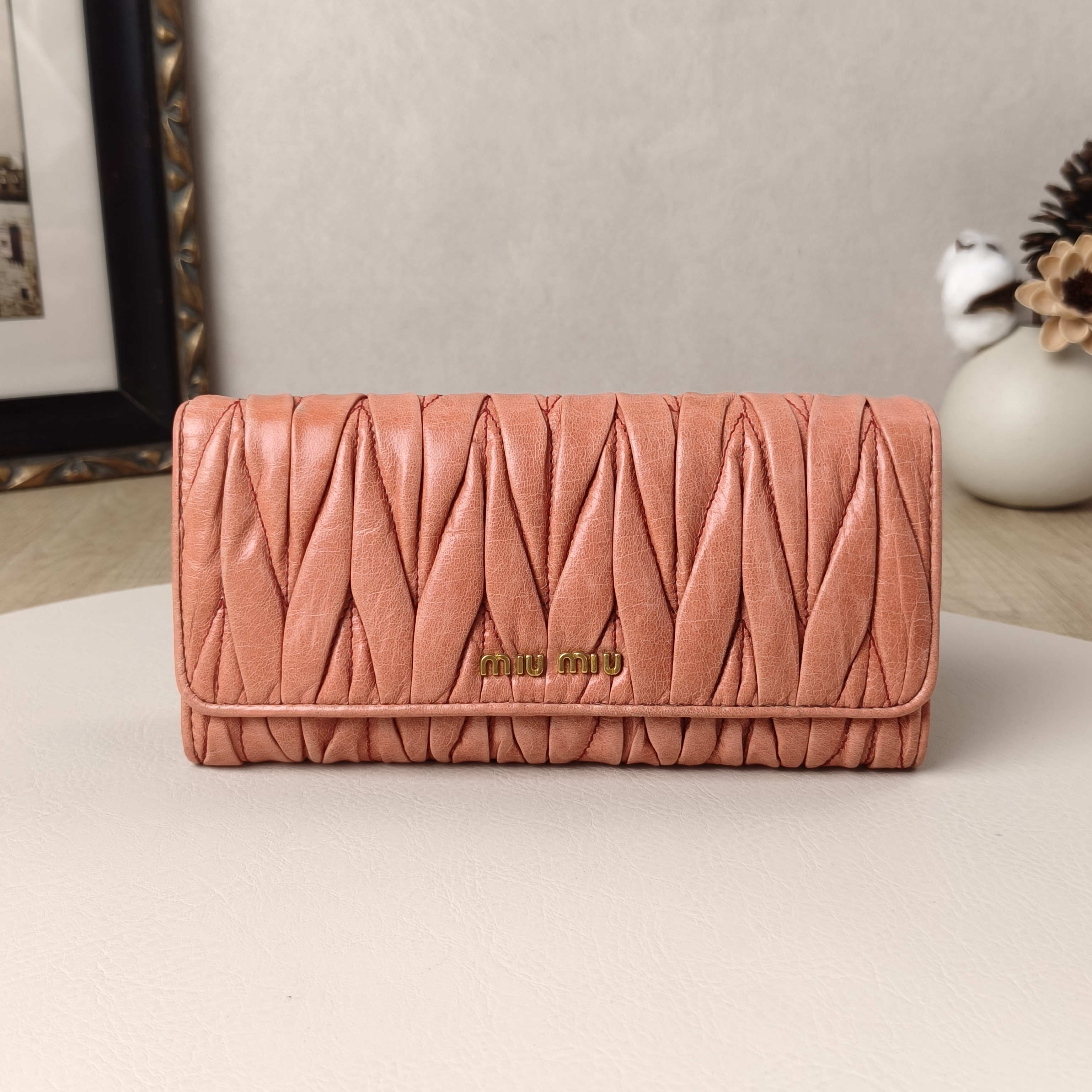 Miumiu Wallet Waxed Leather · 19.5 × 3 × 9.5 cm