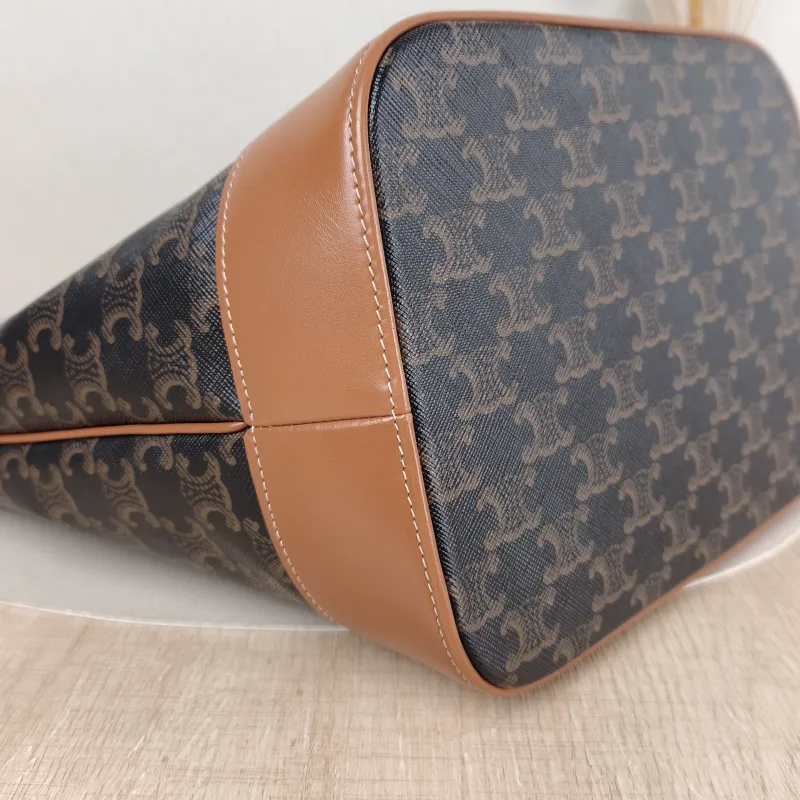 CELINE Crossbody Bag Triomphe Bucket Bag Monogram PVC Medium 24 × 18 × 27 cm — detail view 4 of 10
