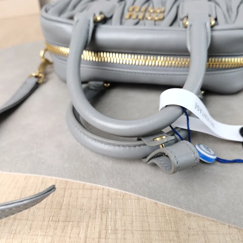 Miumiu Top Handle Bag Arcadie MatelasséCollection Edition Grey Lambskin Small 19 × 6 × 13 cm — detail view 6 of 13