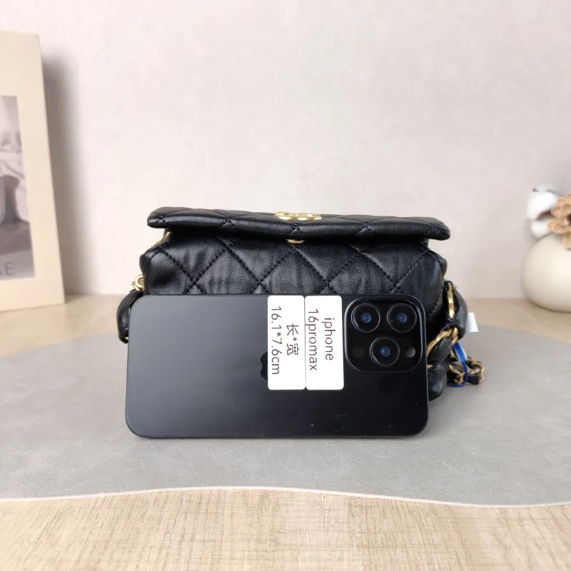 Chanel Crossbody Bag Crossbody Bag Black Lambskin One Size 17.5 × 7 × 9 cm 31 — cover view 5 of 5