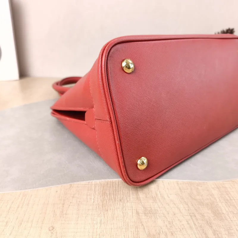 PRADA Top Handle Bag Dome Bag Red Calfskin One Size 31 × 14 × 22 cm — detail view 1 of 11