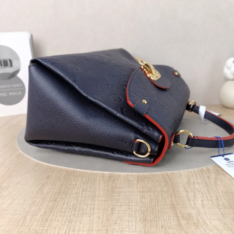 Louis Vuitton Crossbody Bag Georges Blue Calfskin Medium34 × 15 × 22 cm — detail view 8 of 15