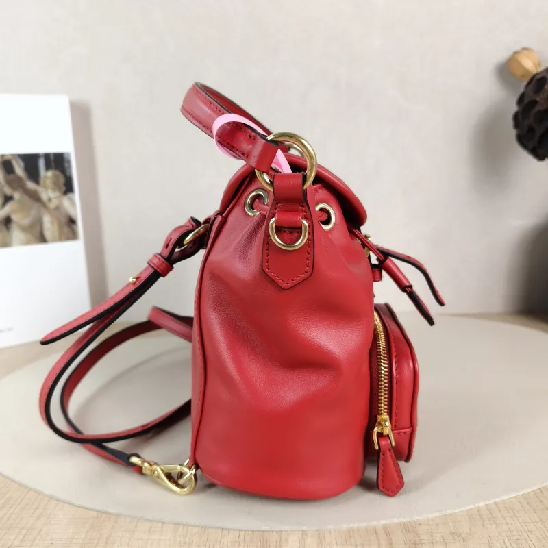 Miumiu Backpack Backpack Red Calfskin Mini 14 × 10 × 17 cm — detail view 3 of 12