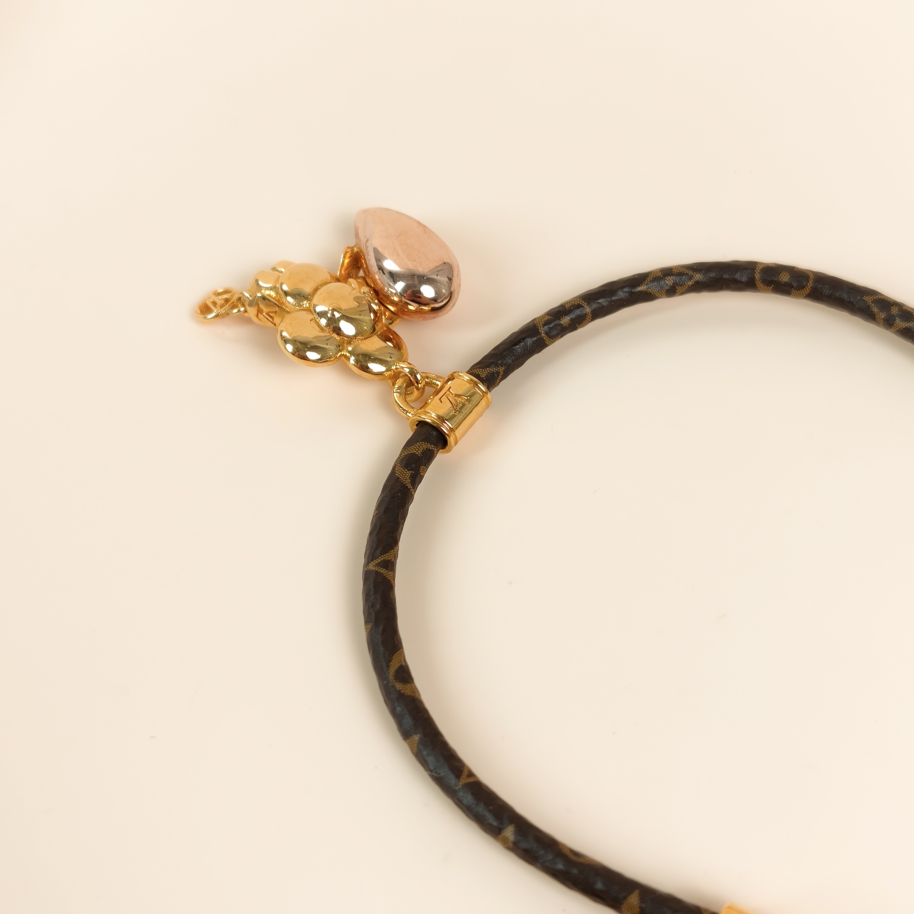 Louis Vuitton Banglevivienne Bangle Gold Monogram One Size19cm โ cover view 2 of 6