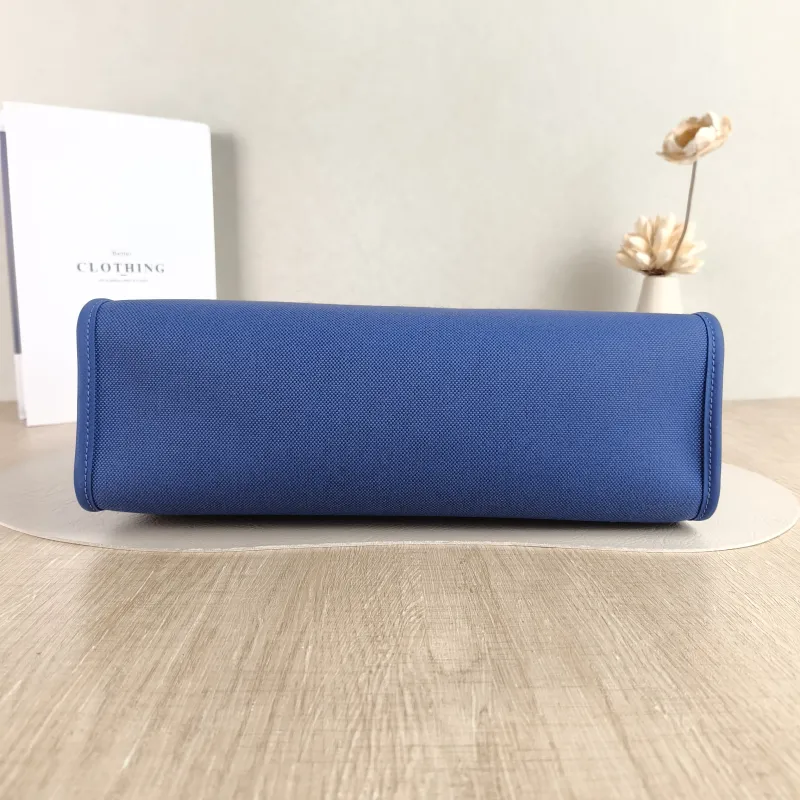 Hermès Crossbody Bag Herbag 31 Blue Caramel Canvas Medium 30.5 × 11 × 25.5 cm Y — cover view 2 of 5