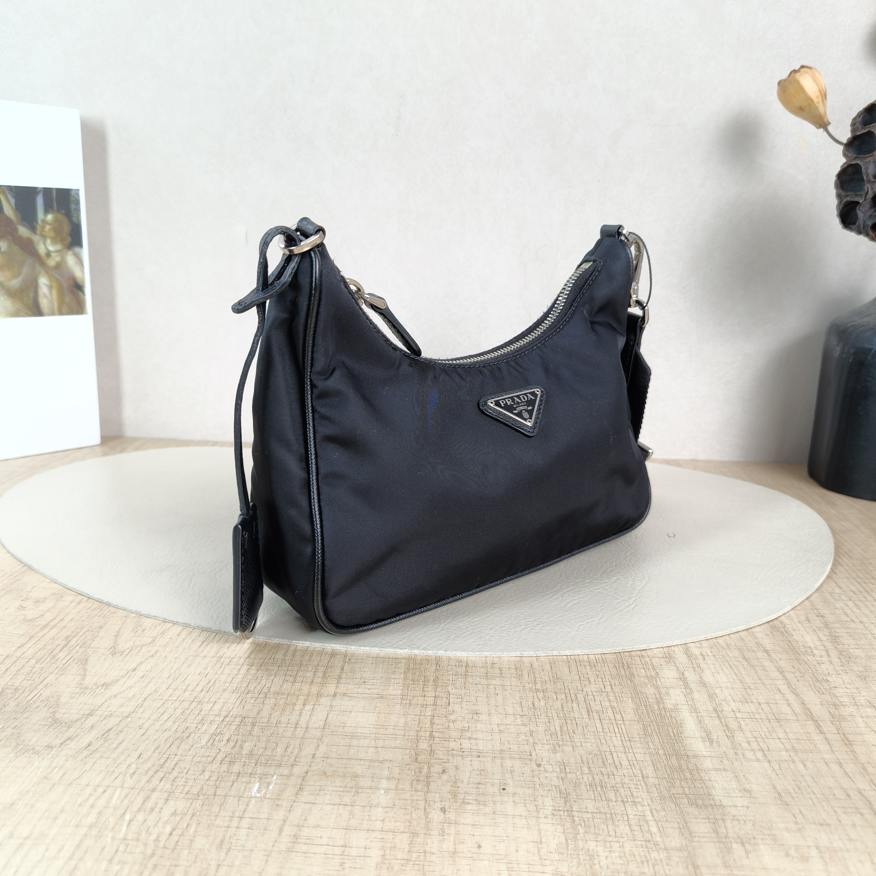 PRADA Crossbody Bag Re-Edition 2005 Hobo Black Nylonmini22 × 6 × 18 cm — cover view 4 of 6