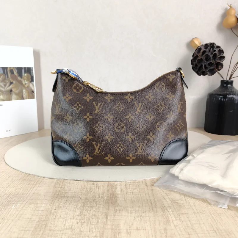 Louis Vuitton Crossbody Bag Boulogne PVC Small 26 × 9.5 × 16 cm — cover view 6 of 6