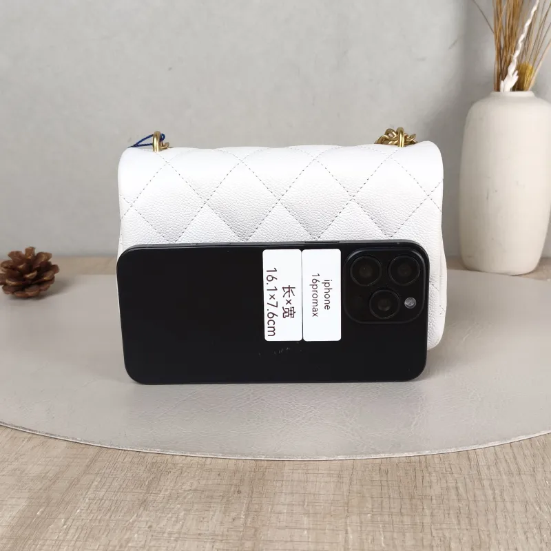 Chanel Crossbody Bag White Grained Calfskin 18 × 5 × 12 cm — cover view 4 of 5