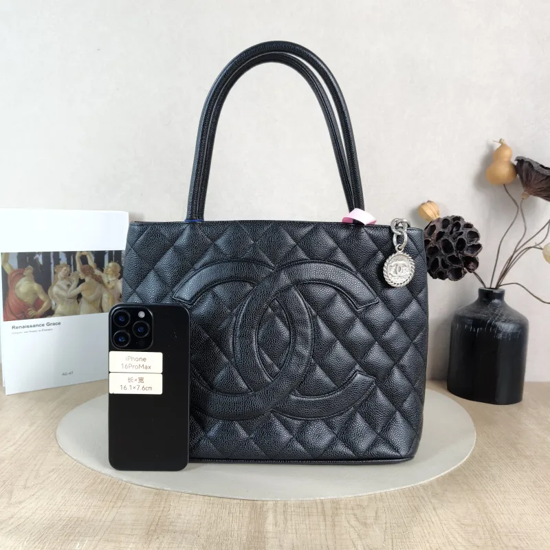 Chanel Top Handle Bag Medallion Black Grained Calfskin Large 30 × 15 × 24 cm 6 — cover view 4 of 5