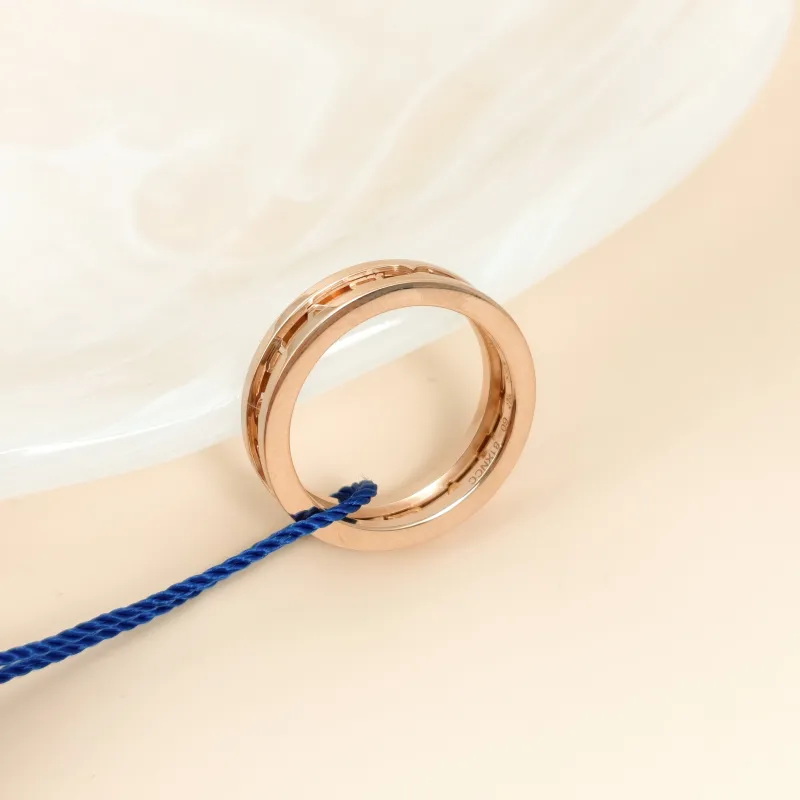 Bvlgari Ring B.ZERO1Collection Rose Gold Rose Gold 18KR ose Gold One Size60 — cover view 4 of 8