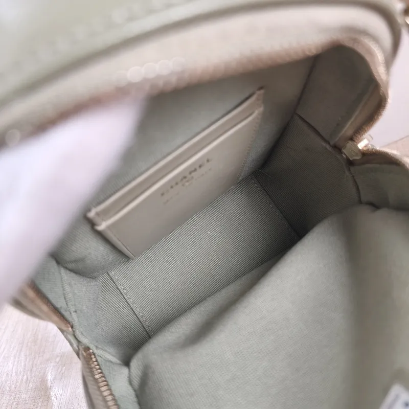 Chanel Backpack mini Backpack Collection Grained Calfskin One Size 13 × 9 × 18 cm — detail view 5 of 11