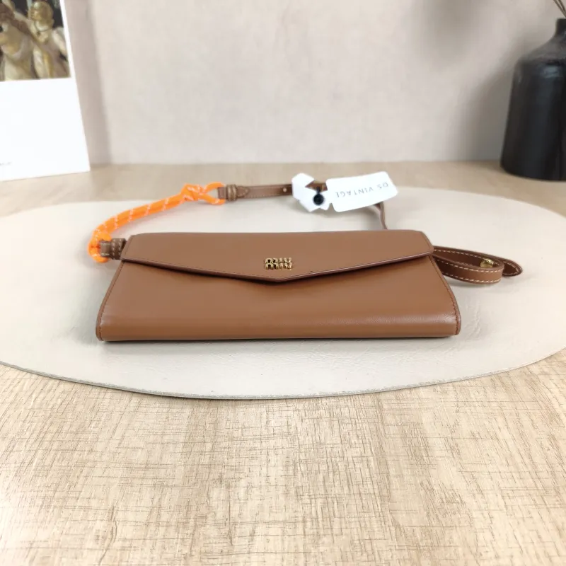 Miumiu Crossbody Bag Walletwoc Caramel Calfskin One Size 19 × 2 × 10 cm — cover view 3 of 5