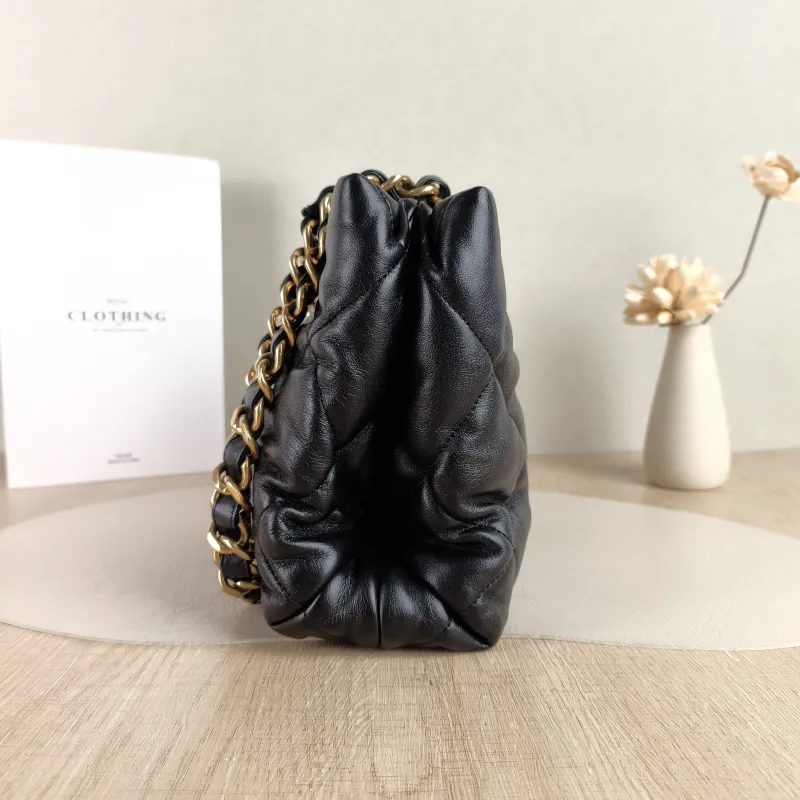 Chanel Shoulder Bag 22b Small Shopping Tote Black Lambskin Small 25 × 10 × 20 cm — detail view 4 of 13