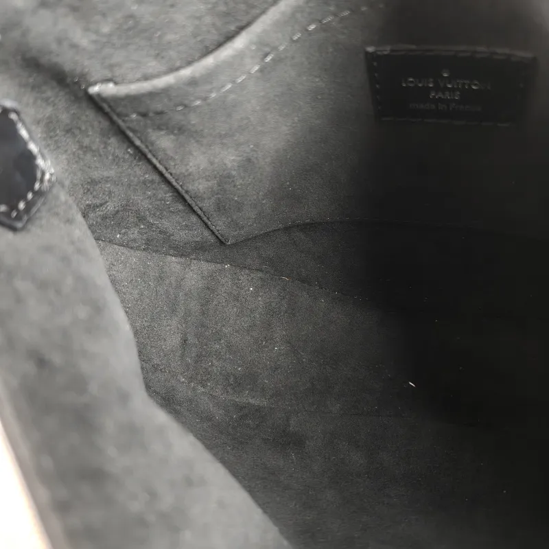 Louis Vuitton Shoulder Bag Sunset Vibe Black Lambskin One Size 27 × 3 × 18 cm — detail view 3 of 12