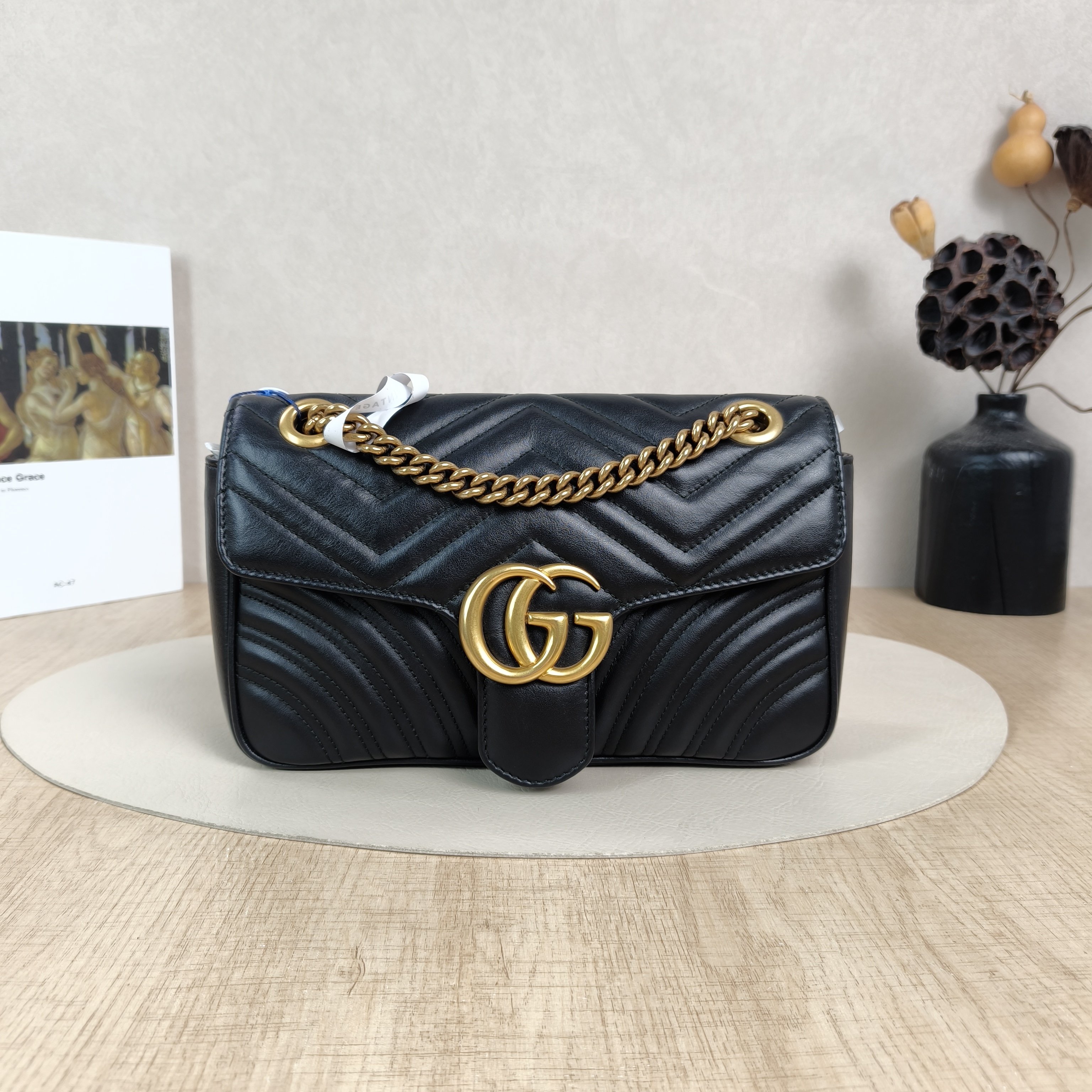 GUCCI Crossbody Bag GG Marmont Medium Marmont 26Black CC alfskin26 × 7 × 15 cm