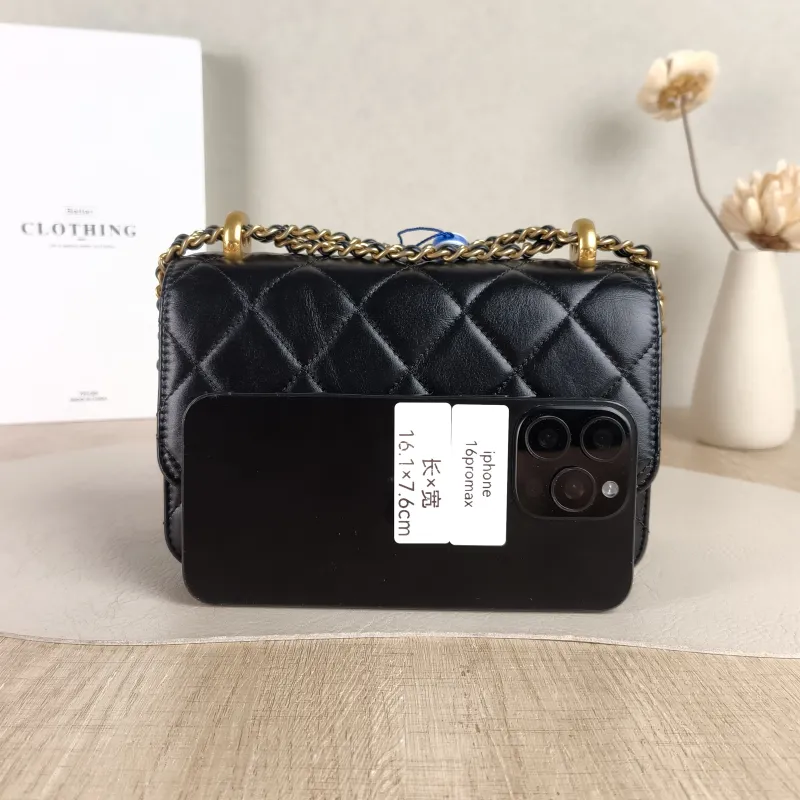 Chanel Crossbody Bag Black Calfskin Small 19 × 8 × 12 cm — cover view 3 of 5
