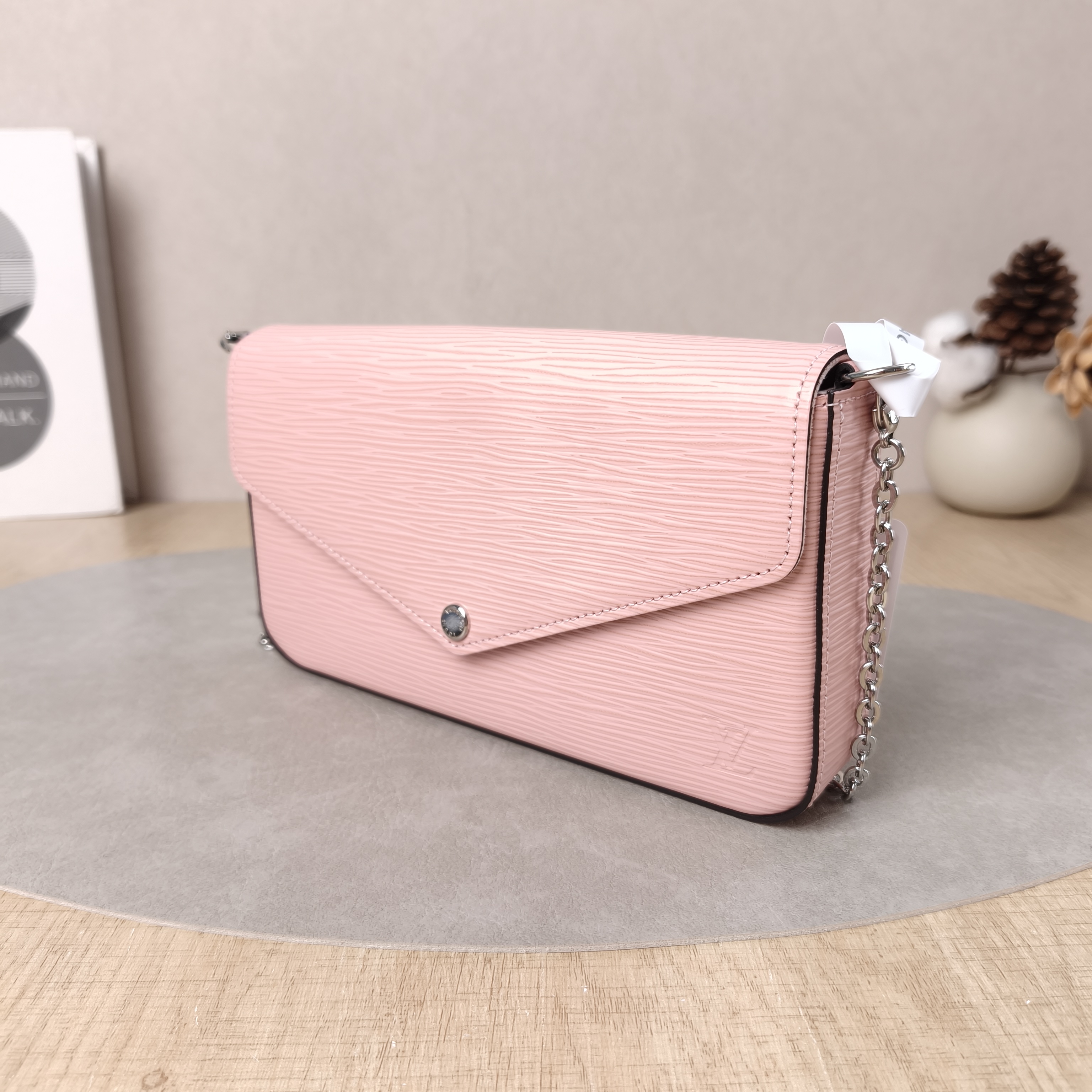 Louis Vuitton Crossbody Bag Pochette Félicie Epi Embossed Calfskin Small21 × 3 × 12 cm — cover view 3 of 6