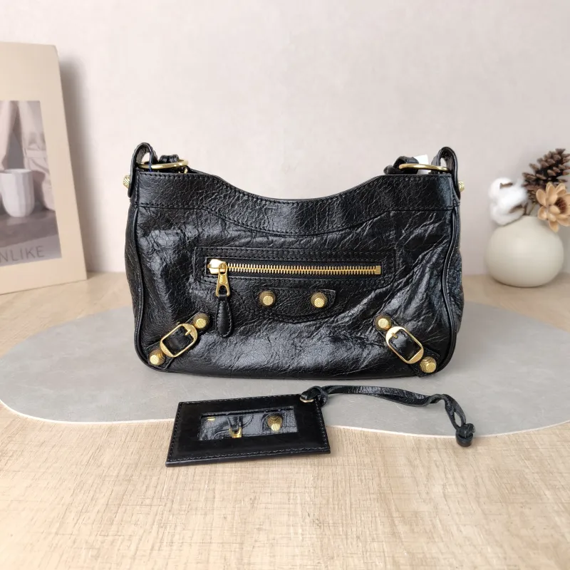 BALENCIAGA Shoulder Bag Black Lambskin 23 × 5 × 14.5 cm — cover view 2 of 6