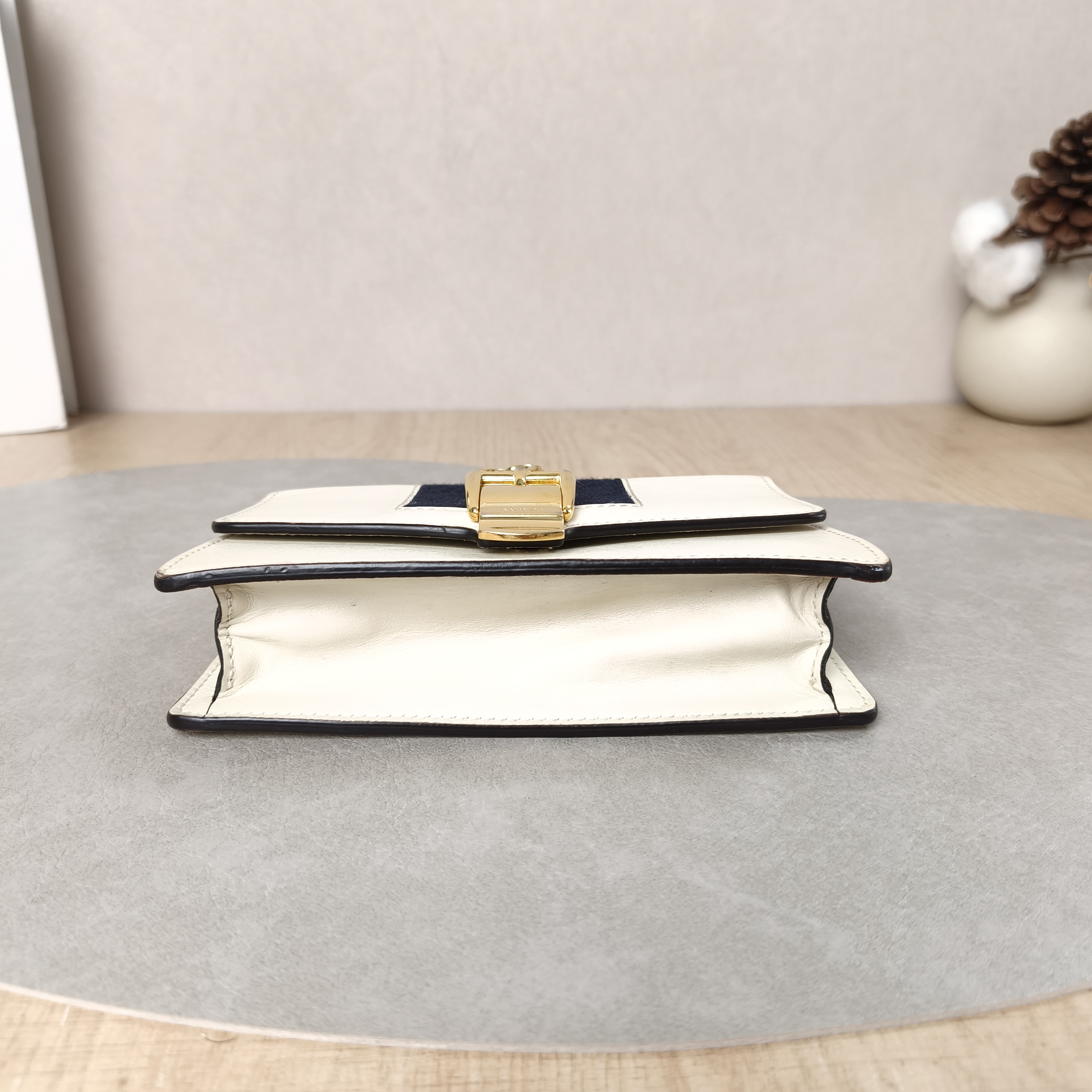 GUCCI Shoulder Bag Sylvie Shoulder Strap Edition White CC alfskin Mini16.5 × 3.5 × 10.5 cm — cover view 3 of 5