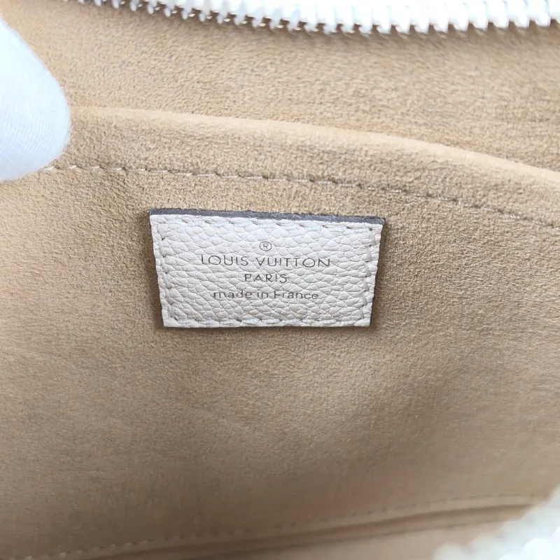 Louis Vuitton Crossbody Bag MARELLE White Epi Embossed Calfskin Small 25 × 8 × 15 cm — detail view 5 of 16