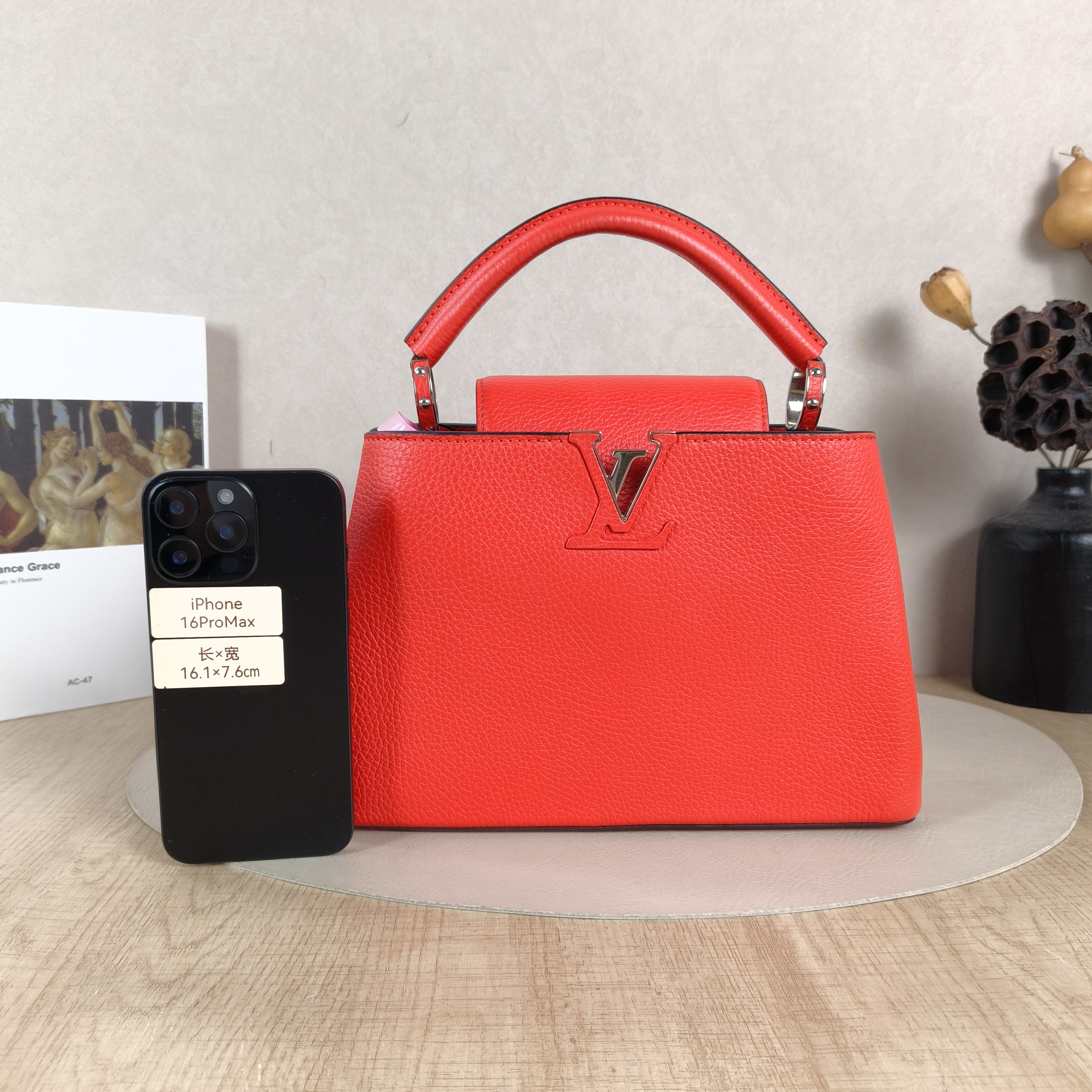 Louis Vuitton Crossbody Bag Capucines Red Calfskin BB27 × 9 × 17.5 cm — cover view 5 of 5