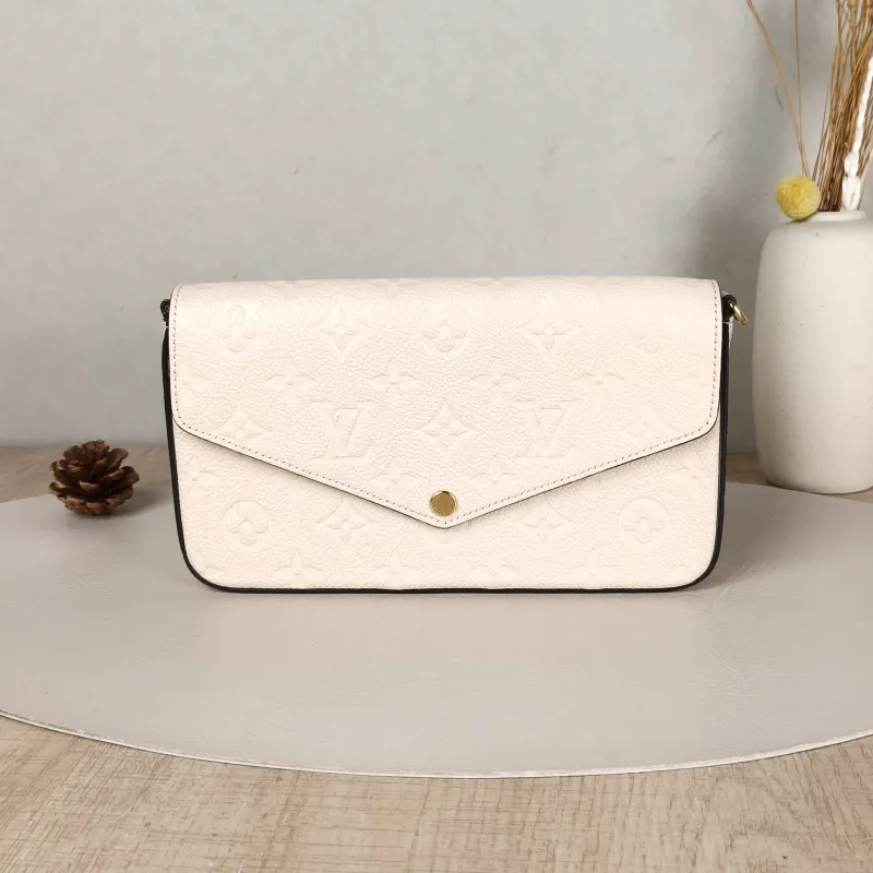 Louis Vuitton Crossbody Bag Pochette Félicie Small21 × 3 × 12 cm