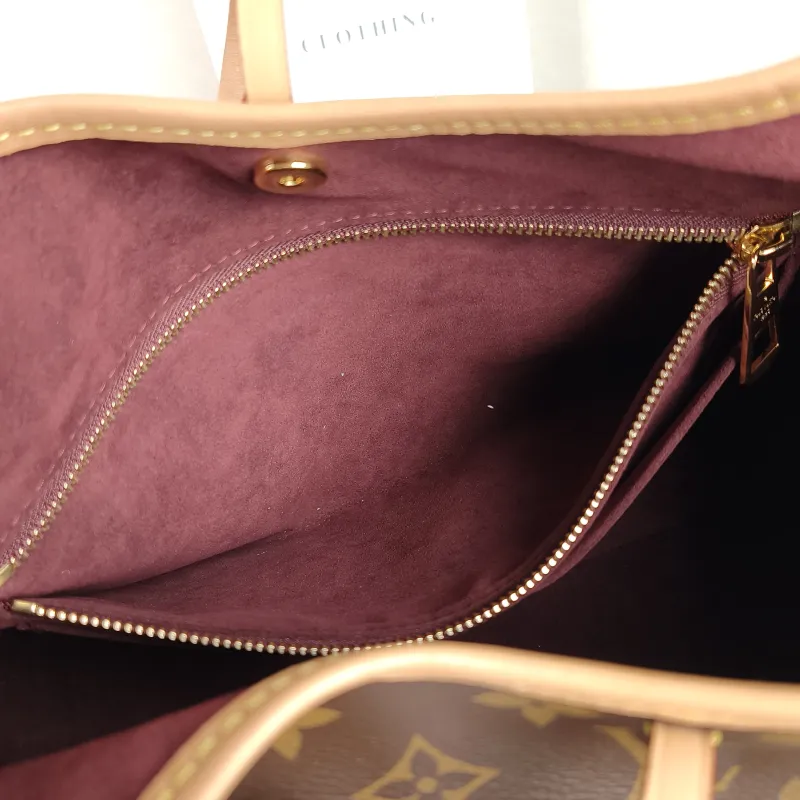 Louis Vuitton Crossbody Bag Carryall Monogram PVC Small 29 × 12 × 24 cm — detail view 10 of 12