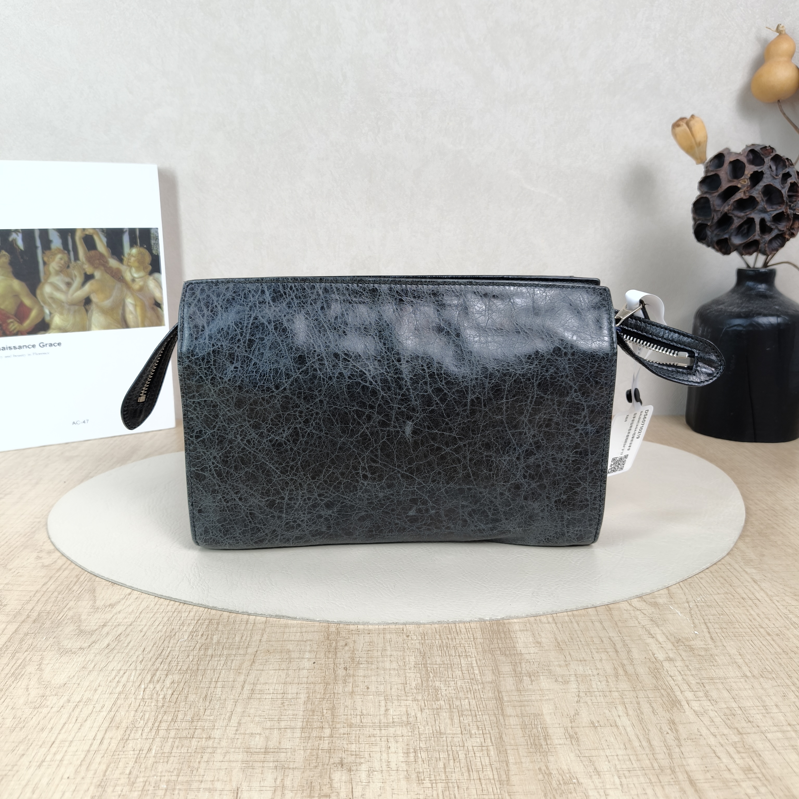 BALENCIAGA Clutch Clutch Black Lambskin One Size24 × 3 × 17 cm — cover view 2 of 5