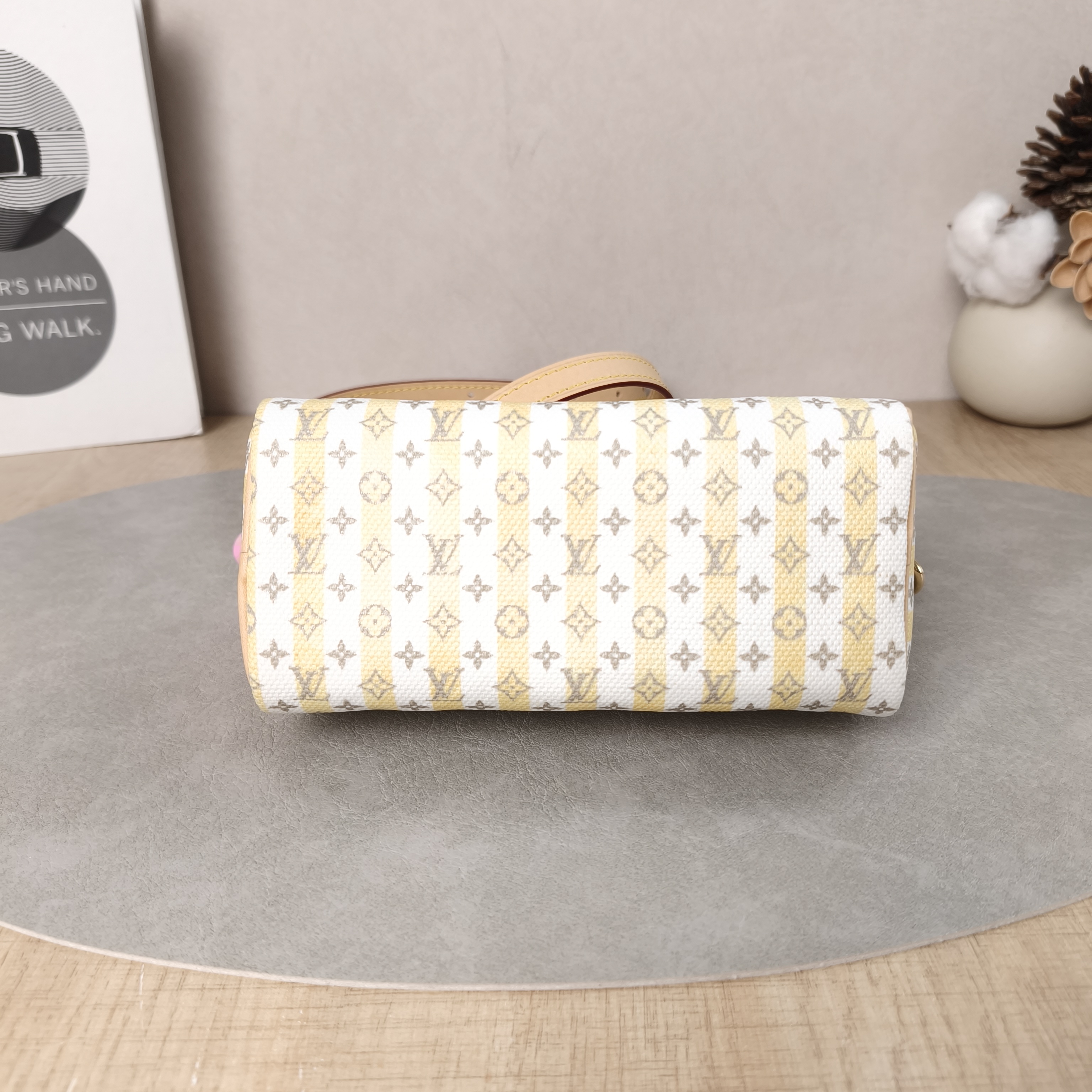 Louis Vuitton Crossbody Bag Speedy Nano Collection White · Yellow PV Cnano16 × 7.5 × 10 cm — cover view 2 of 5