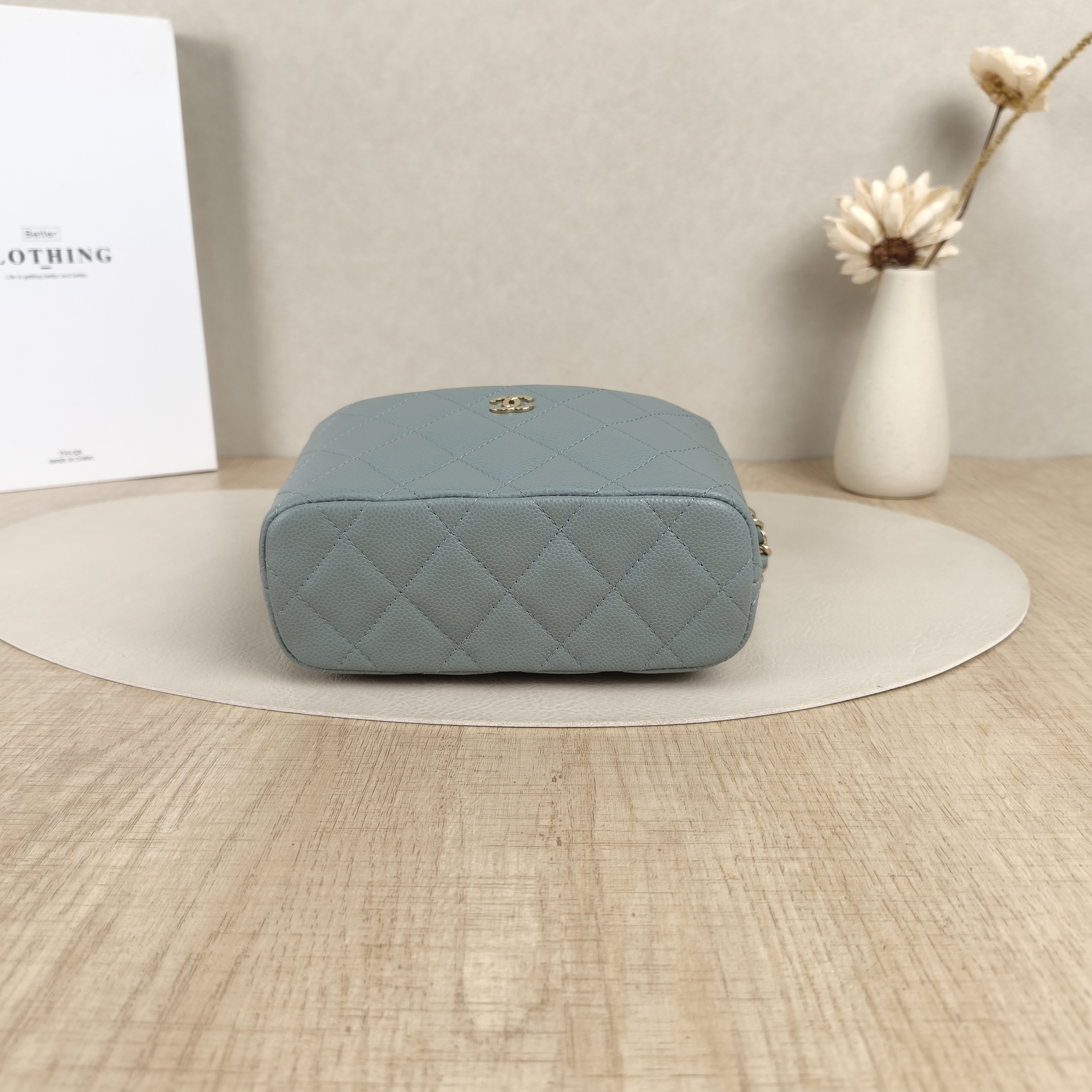 Chanel Crossbody Bag25a Green Grained Calfskin One Size16 × 6 × 10 cm — cover view 2 of 8