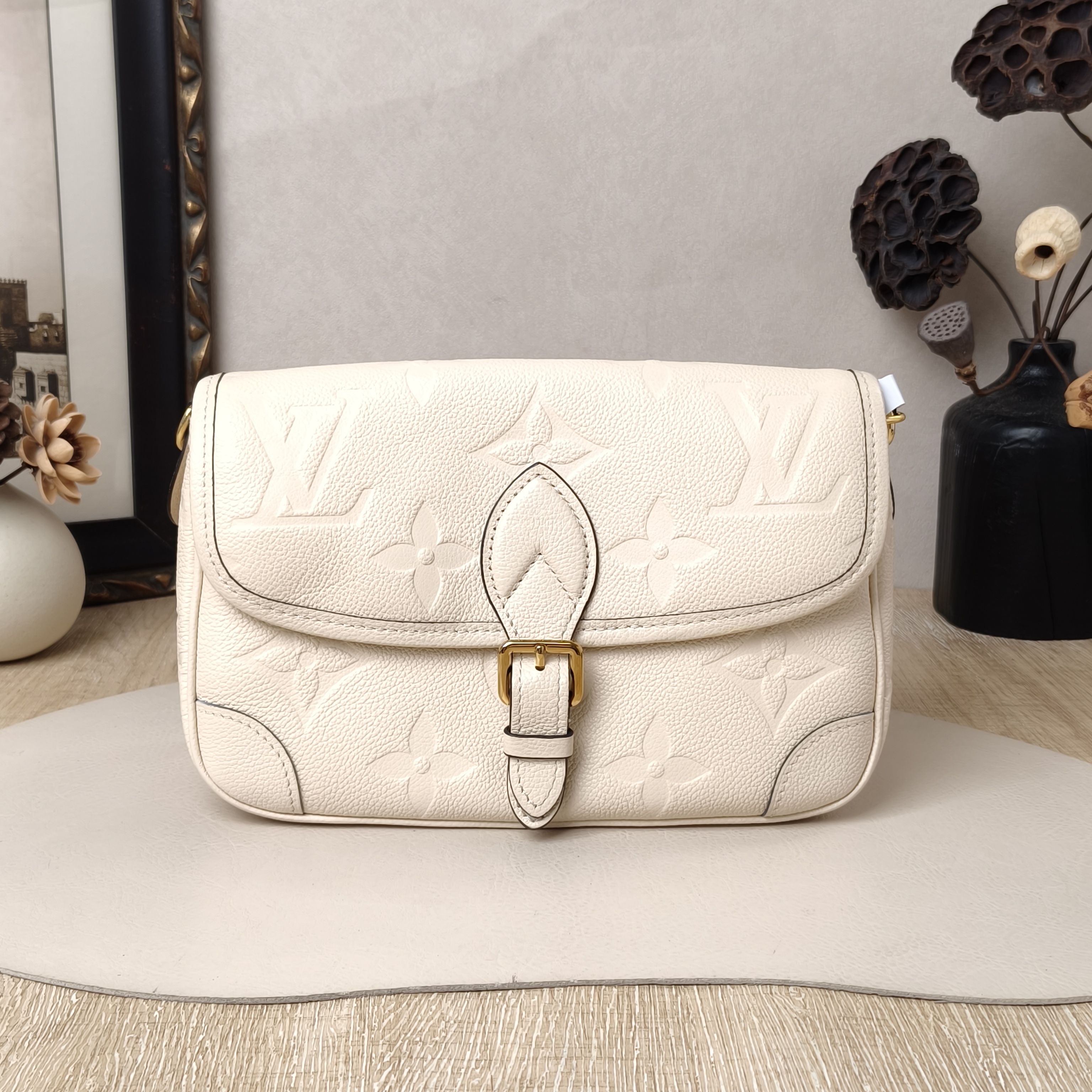Louis Vuitton Diane Baguette Bag Small White Calfskin Microchip Edition · Two Straps · 23 × 8.5 × 16 cm