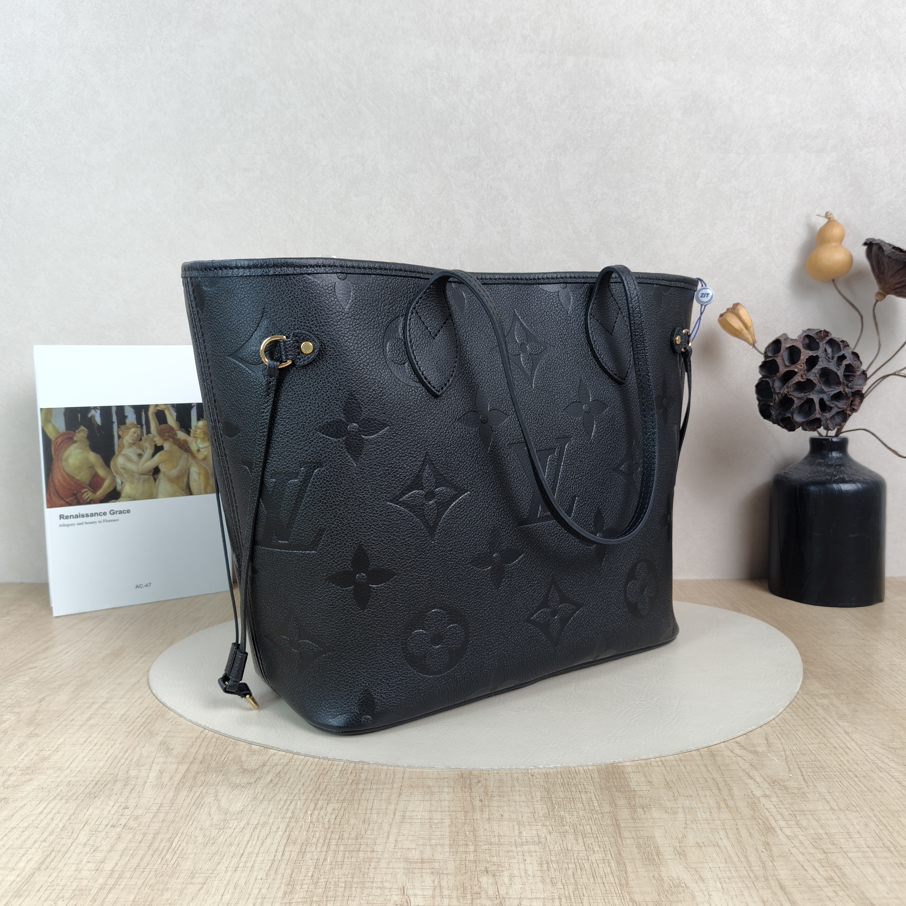 Louis Vuitton Shoulder Bag Neverfull Black Empreinte Embossed Calfskin Monogram Medium31 × 14 × 28 cm — cover view 2 of 5
