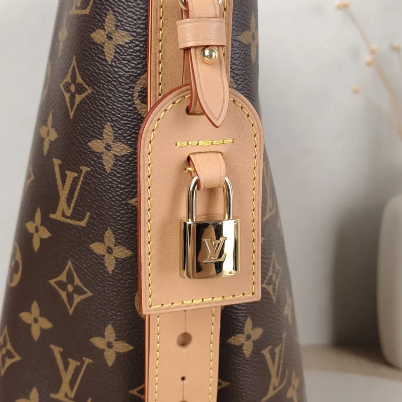 Louis Vuitton Top Handle Bag ALL IN Monogram PVC Large 26 × 18 × 31 cm — detail view 3 of 11